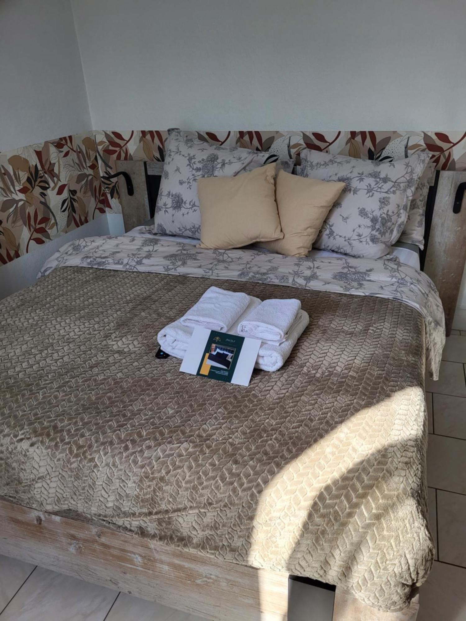 Akwaba Chez Ouli Otel Levens Dış mekan fotoğraf