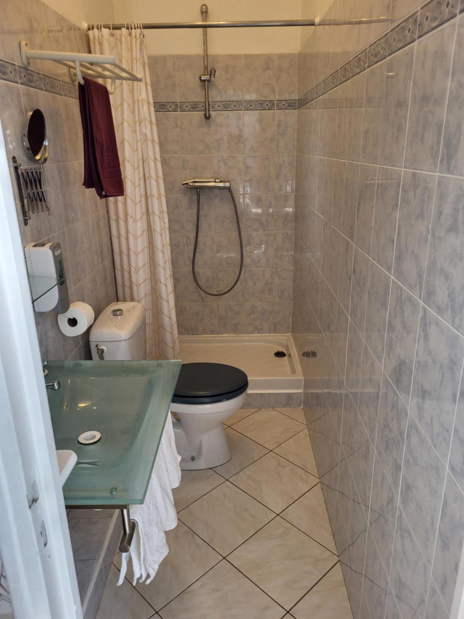Akwaba Chez Ouli Otel Levens Dış mekan fotoğraf