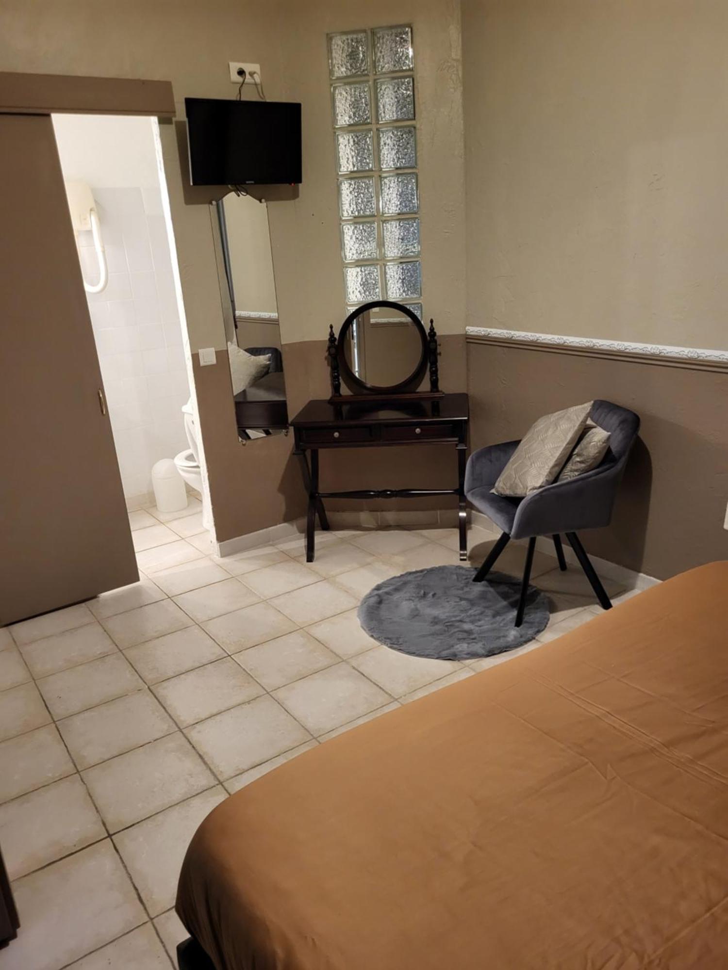 Akwaba Chez Ouli Otel Levens Dış mekan fotoğraf